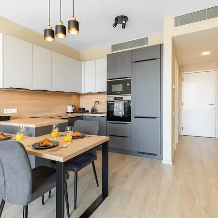 Skypark's Royal Castle View Διαμέρισμα Μπρατισλάβα